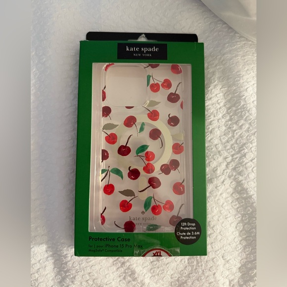 NWT Kate spade clear with cherry print iPhone 15 pro max - Picture 1 of 1